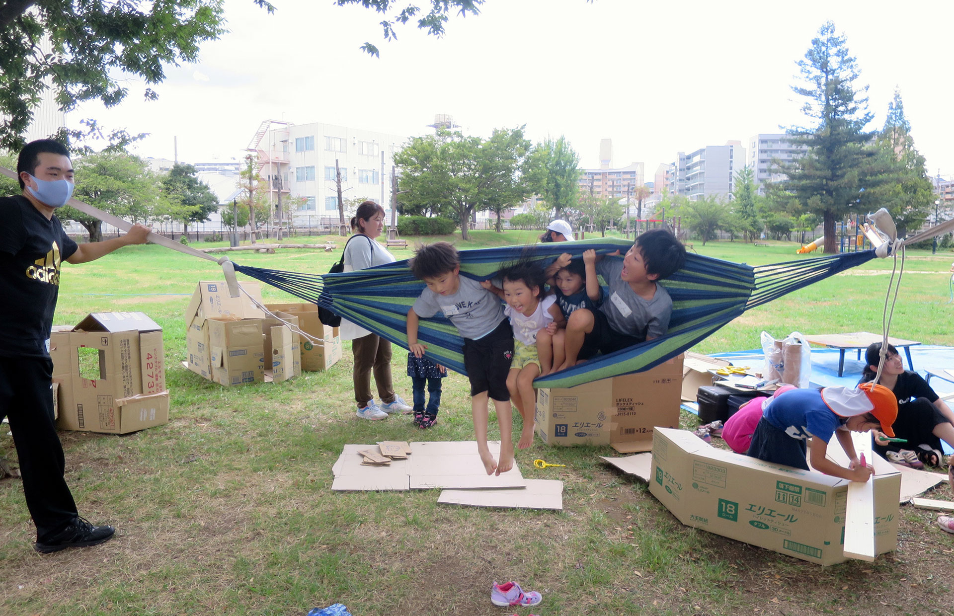 兵庫駅南公園プレーパーク